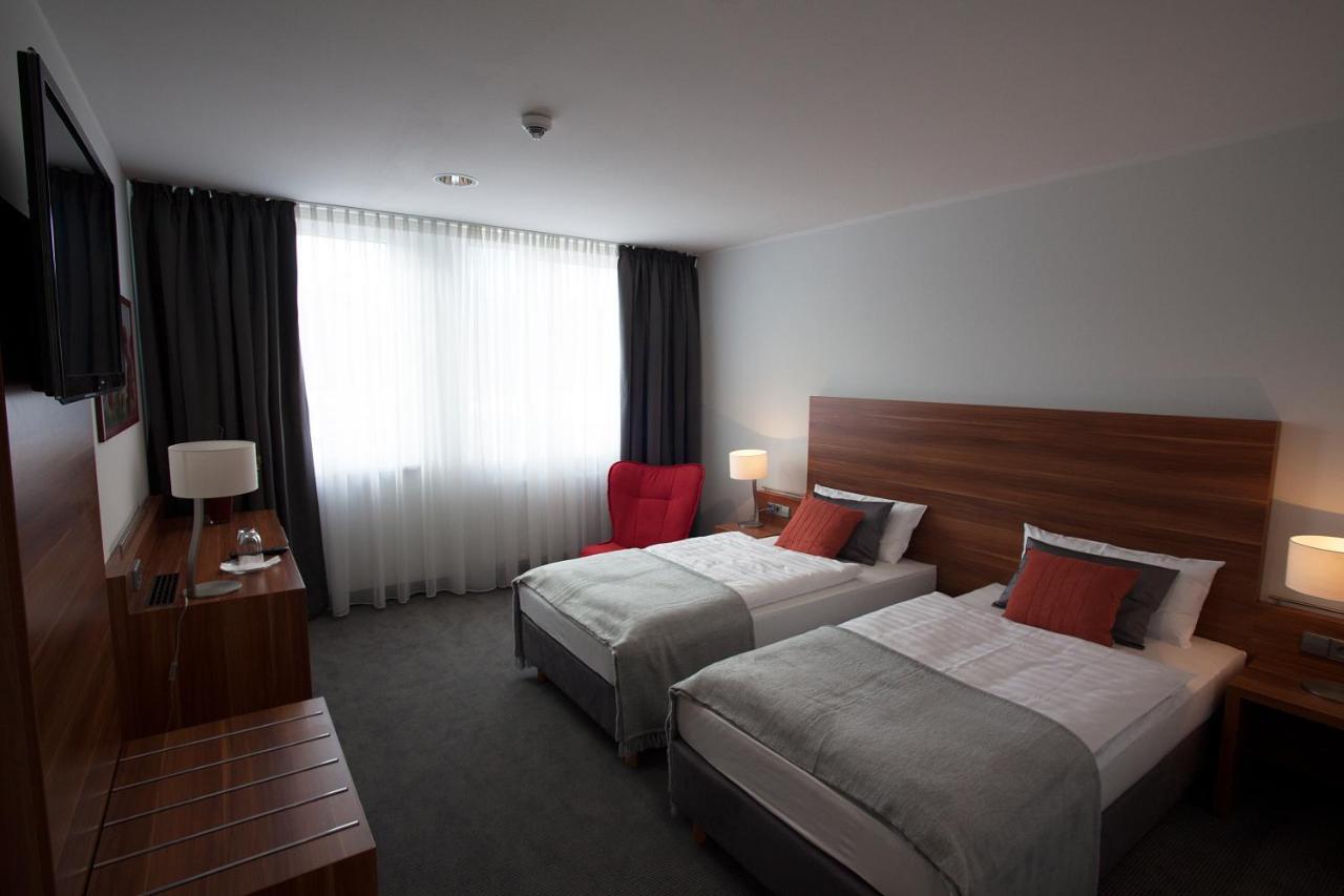 Hotel Burgholz Stockheim  Экстерьер фото